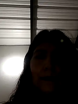 Snapshot of swity_foster chatting on 17, 1, 2026 swity foster online show from 17, 1, 2026