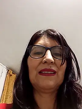 Snapshot of swity_foster chatting on 2, 2, 2026 swity foster online show from 2, 2, 2026