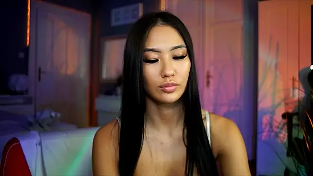 SyrenAsia online show from 7, 11, 2025