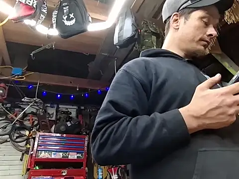 twistafatpipe online show from 19, 2, 2026