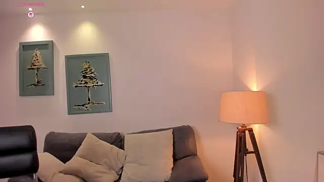 VeronicaBlue online show from 30, 10, 2025