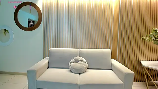 Snapshot of VeronicaBlue chatting on 3, 3, 2026 VeronicaBlue online show from 3, 3, 2026