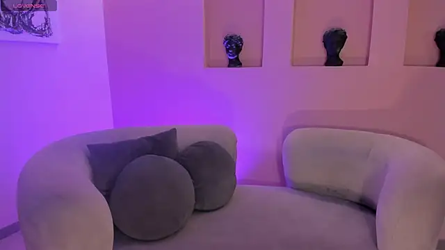 AyshelBrown online show from 17, 1, 2026