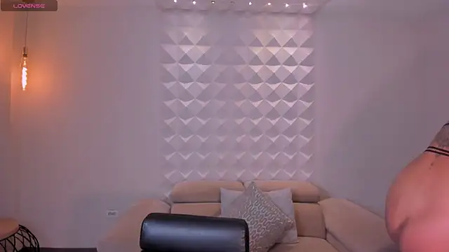 AmberColors  online show from 15, 9, 2025