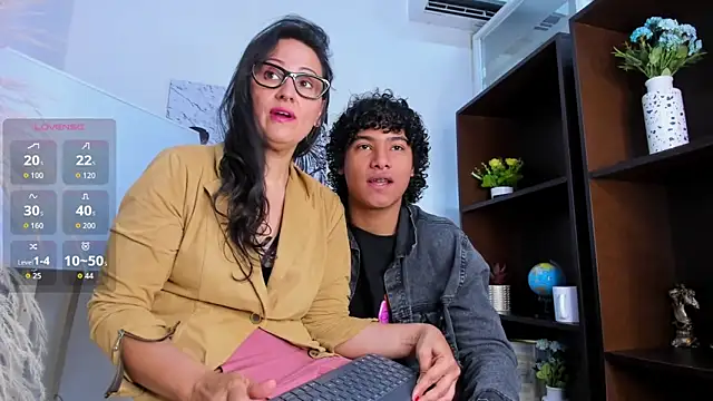 Miriam milf online show from 24, 9, 2025