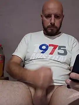 Snapshot of danmep8387 chatting on 16, 6, 2026 danmep8387 online show from 16, 6, 2026