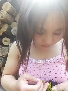 EllyBaby20 online show from 6, 4, 2026