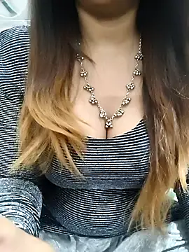 Snapshot of siya00 chatting on 2, 12, 2025 siya00 online show from 2, 12, 2025