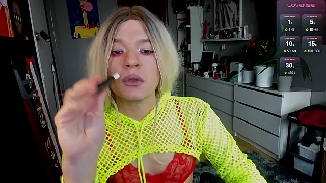 Snapshot of Kkkylie chatting on 7, 5, 2026 Kkkylie online show from 7, 5, 2026