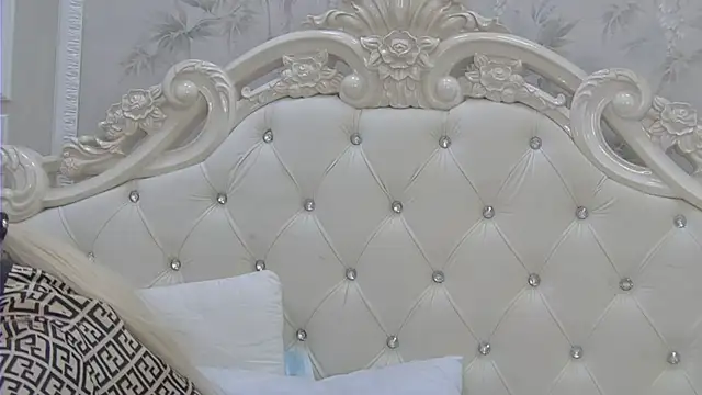 EllieFrosty  online show from 16, 4, 2026