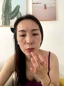 Snapshot of manmanyu520 chatting on 9, 10, 2025 manmanyu520 online show from 9, 10, 2025