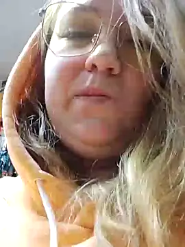 Snapshot of Kiss_Eva chatting on 24, 1, 2025 Kiss Eva online show from 24, 1, 2025