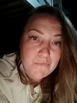 Snapshot of Kiss_Eva chatting on 8, 10, 2025 Kiss Eva online show from 8, 10, 2025