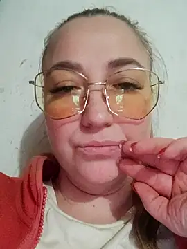 Snapshot of Kiss_Eva chatting on 29, 11, 2025 Kiss Eva online show from 29, 11, 2025