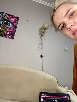 April Purr online show from 27, 3, 2026