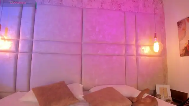 Mily Vermont online show from 27, 9, 2025