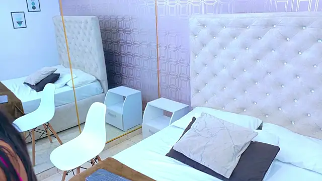 Samanta Isel online show from 3, 3, 2026