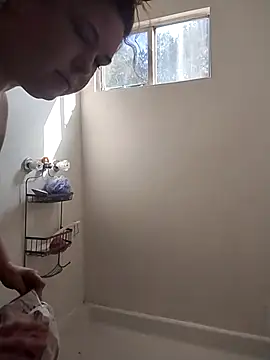 LacyLaurent online show from 9, 11, 2025