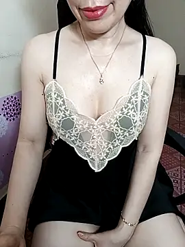 Moona heny online show from 16, 4, 2026