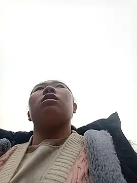 quynhkoolbae online show from 6, 2, 2026