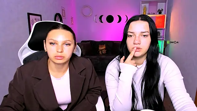 miss ella  online show from 17, 9, 2025