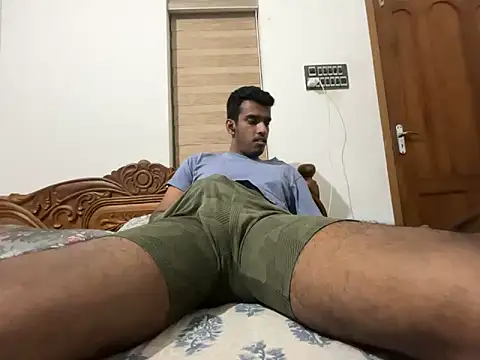 nivedthomas01 online show from 11, 2, 2026