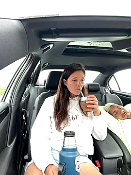 Danielaeliana online show from 7, 1, 2026