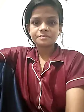 Komal0099 online show from 2, 10, 2025