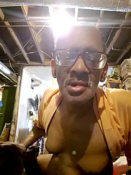 Snapshot of Tommie568 chatting on 19, 9, 2025 Tommie568 online show from 19, 9, 2025