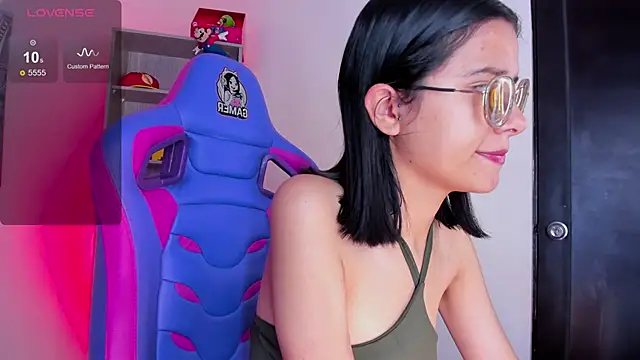 Lana Dreams  online show from 2, 10, 2025