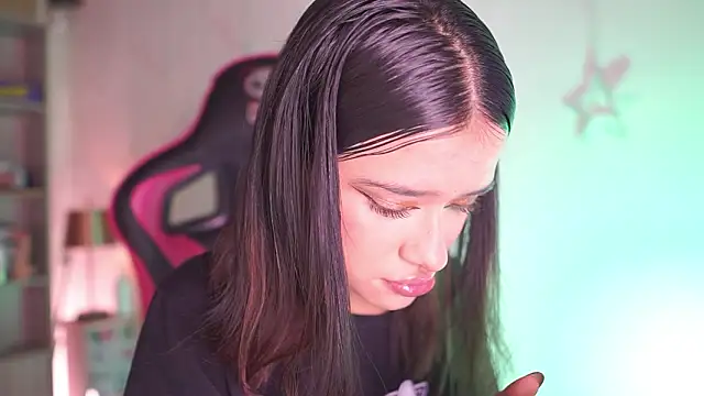 Lana Dreams  online show from 19, 2, 2026