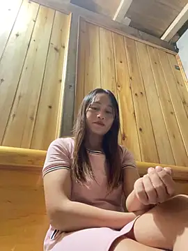 phungtiti online show from 8, 10, 2025