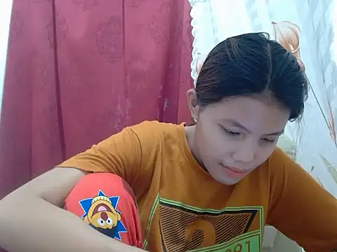 Snapshot of Joys_Wet_Pussy chatting on 22, 10, 2025 Joys Wet Pussy online show from 22, 10, 2025