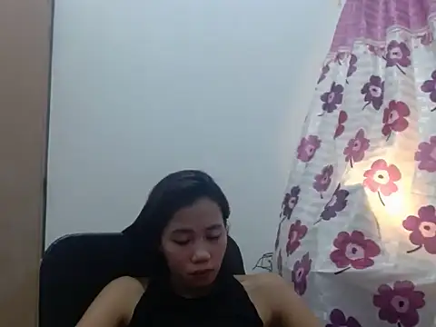 Joys Wet Pussy online show from 25, 7, 2026