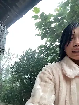 EmLy02 online show from 25, 10, 2025