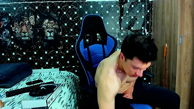 javiersexymann online show from 15, 5, 2026