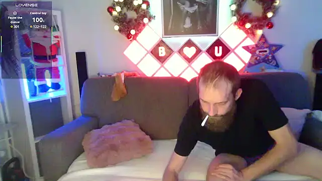 XBellaXundXUweX online show from 4, 12, 2025