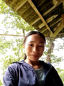 lucybaby00 online show from 17, 9, 2025