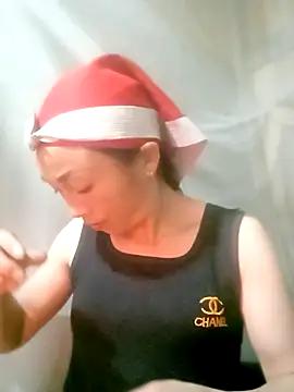 lucybaby00 online show from 1, 12, 2025