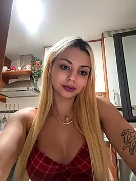 NoeliaGarcia17 online show from 8, 10, 2025