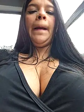 Eiimy pretty online show from 18, 10, 2025