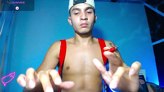 Angel latinboy online show from 4, 2, 2025