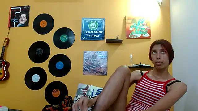 skinnyverus18 online show from 27, 10, 2025