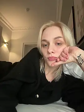 DaryaDoll online show from 30, 11, 2025