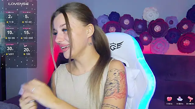 LindaBrilliant online show from 22, 9, 2025