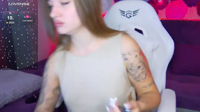 LindaBrilliant online show from 15, 10, 2025