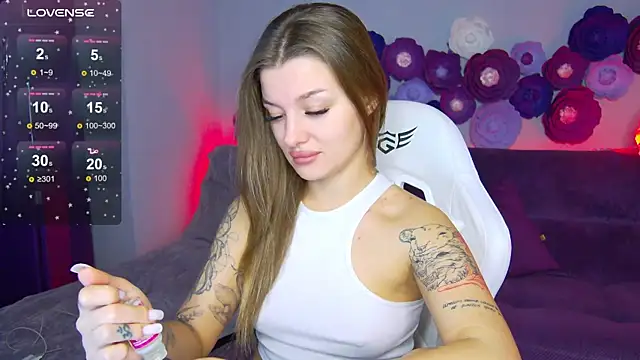 LindaBrilliant online show from 23, 10, 2025