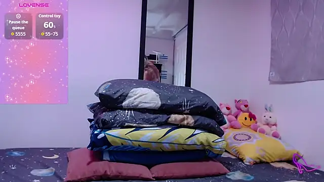 AllysonStonne online show from 14, 11, 2025