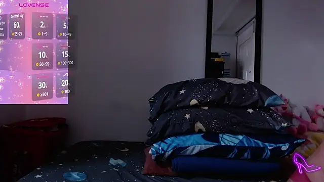 AllysonStonne online show from 24, 11, 2025