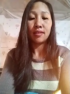 cute love00 online show from 2, 2, 2026